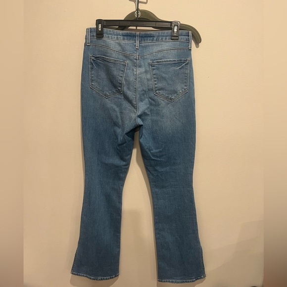 L'Agence
Abilene High Rise Baby Bootcut Slit Jeans size 29 - Picture 8 of 9